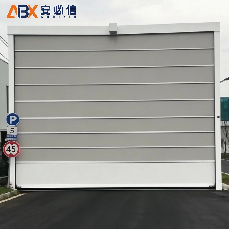 西双版纳傣族堆积门